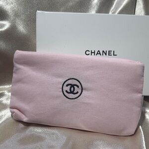 NEW Chanel Soft Pink Cosmetic Pouch
